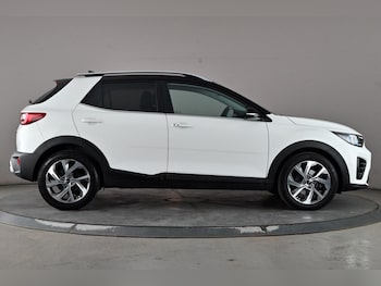 Used Kia Stonic 2023 for sale - 79308235: Photo