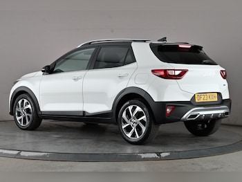 Used Kia Stonic 2023 for sale - 79308235: Photo