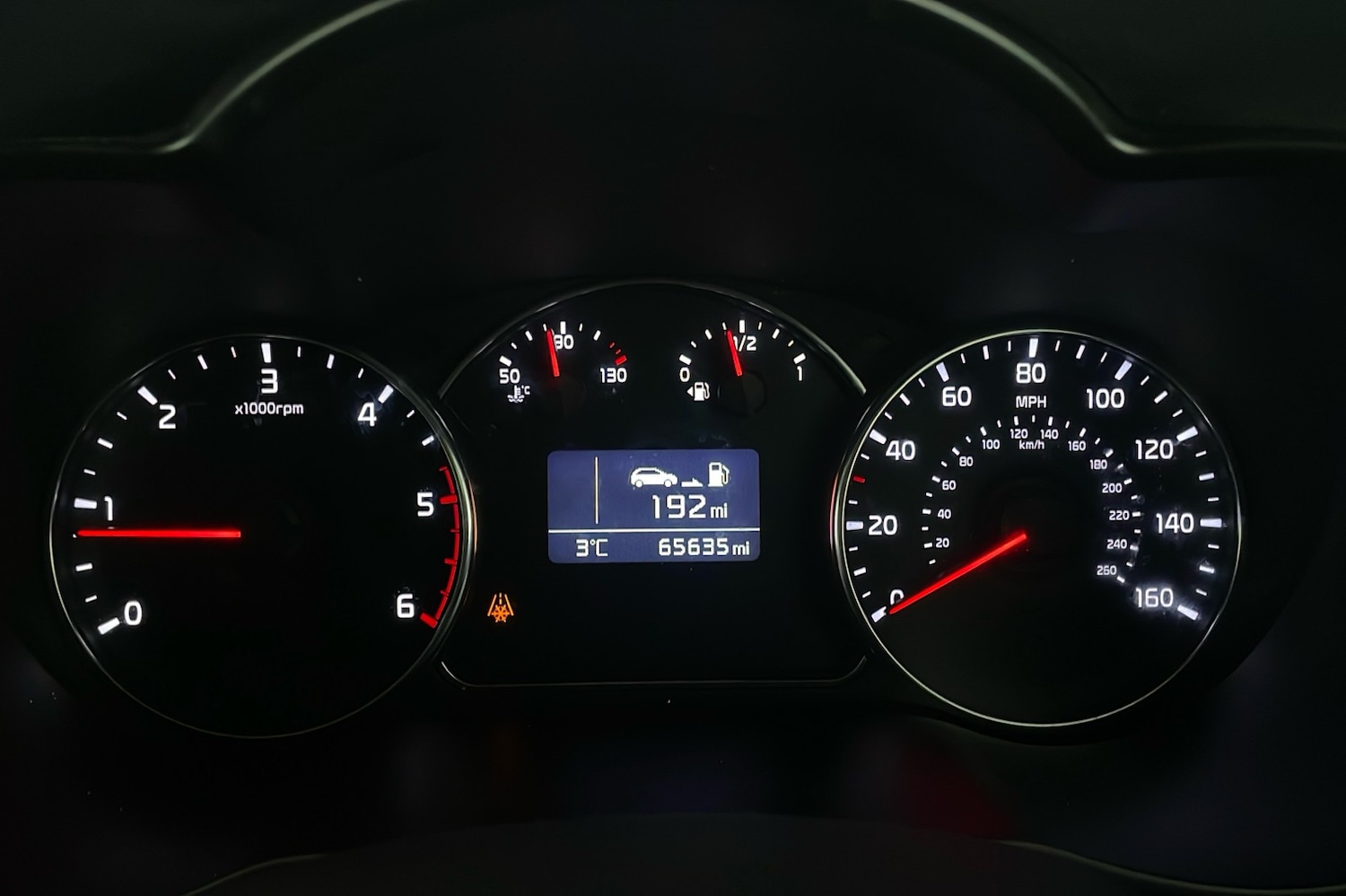 Used Kia Carens 2017 for sale - 77107462: Photo 14