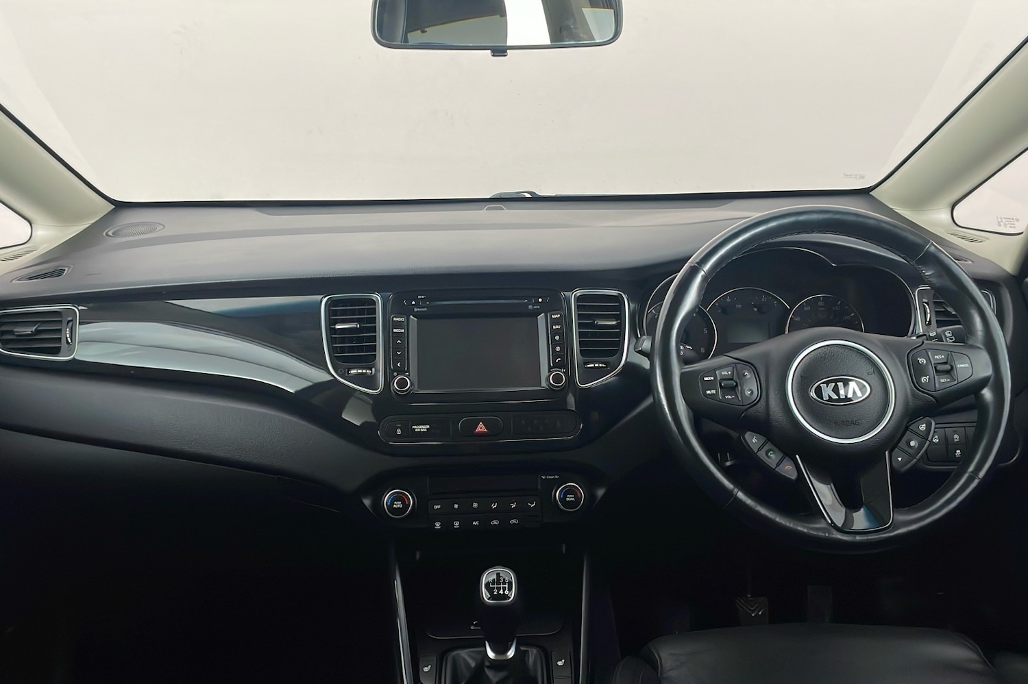 Used Kia Carens 2017 for sale - 77107462: Photo 9