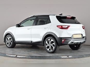 Used Kia Stonic 2023 for sale - 78062166: Photo