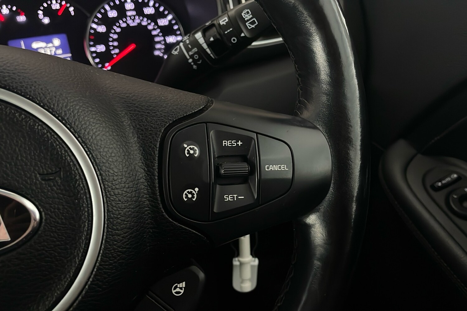 Used Kia Carens 2017 for sale - 76502826: Photo 16