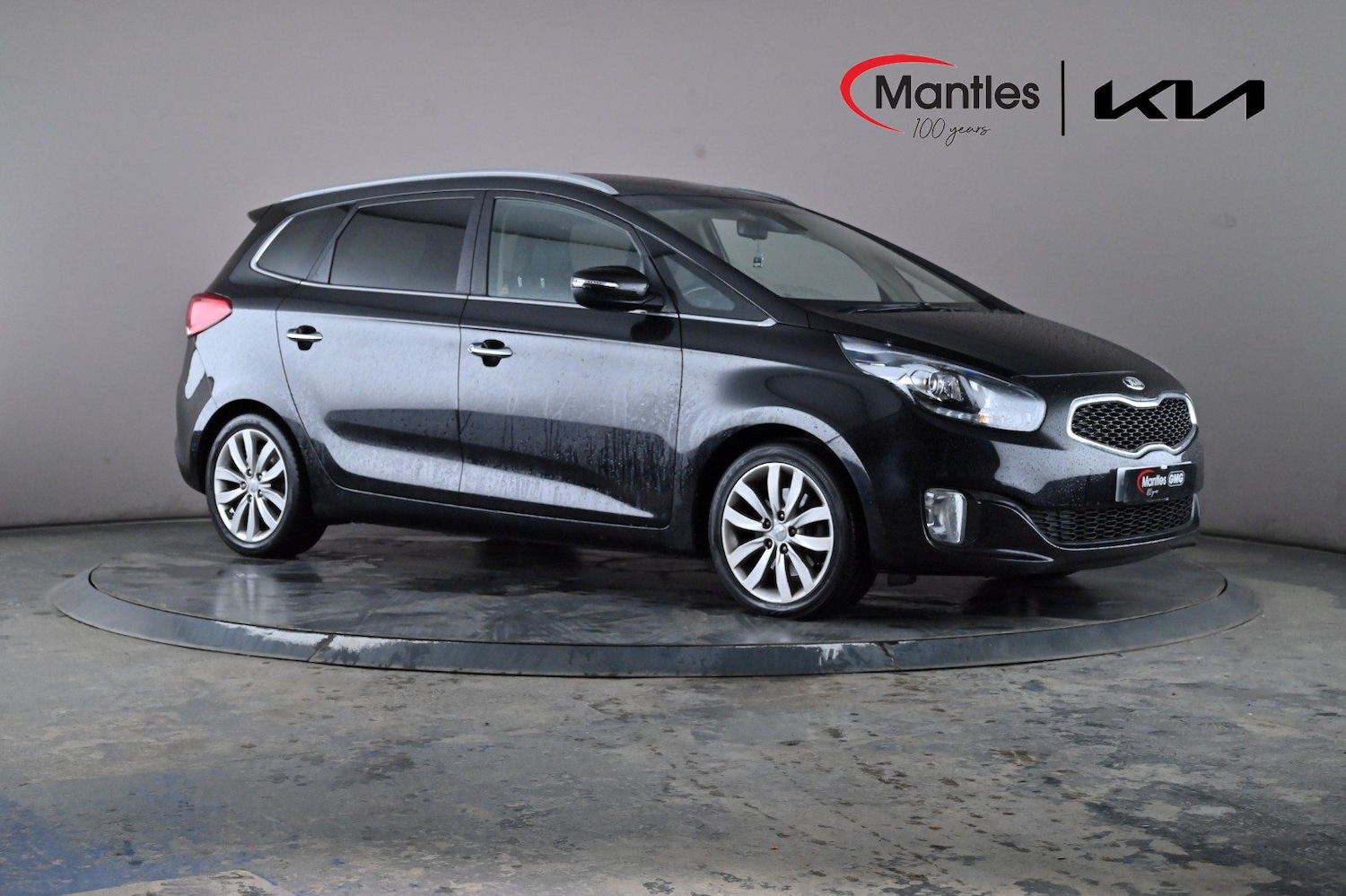 Used Kia Carens 2017 for sale - 76502826: Photo 2