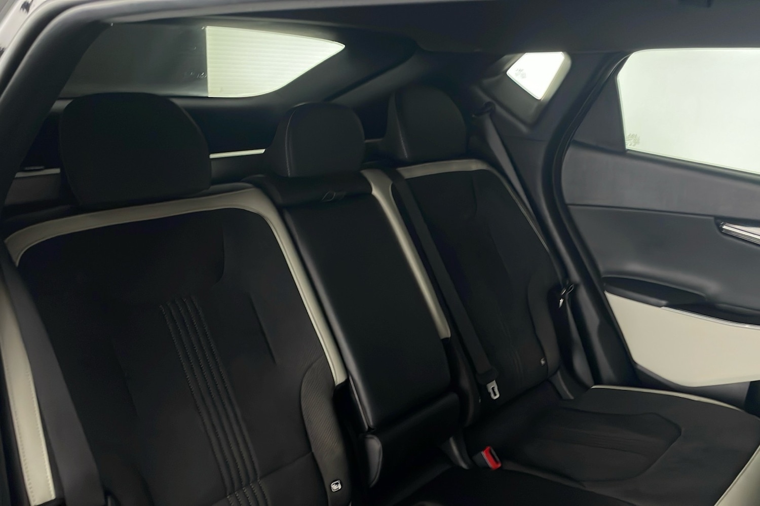 Used Kia EV6 2023 for sale - 77328971: Photo 10