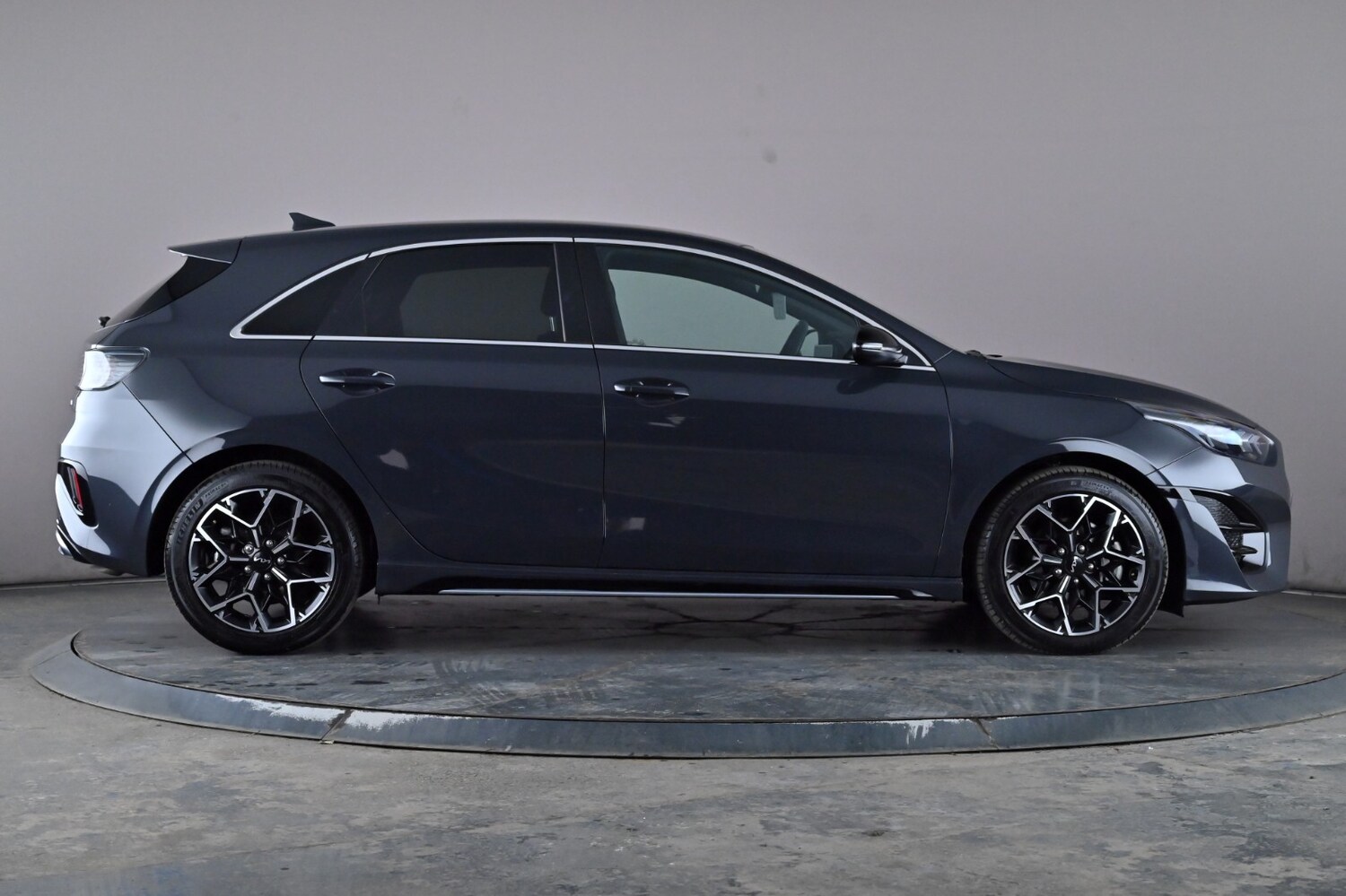 Used Kia Ceed 2025 for sale - 75936227: Photo 4