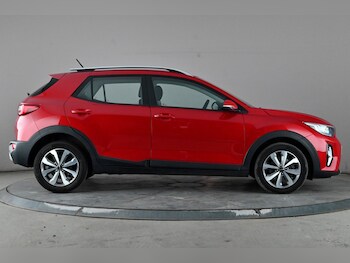Used Kia Stonic 2023 for sale - 79130176: Photo