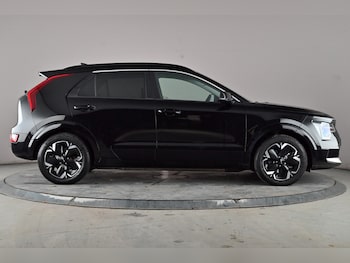 Used Kia Niro 2023 for sale - 76986656: Photo