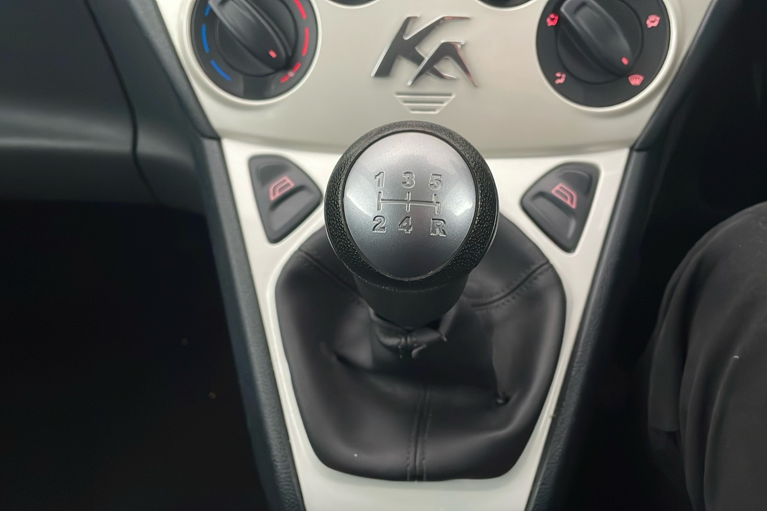 Used Ford Ka 2014 for sale - 76686949: Photo 11