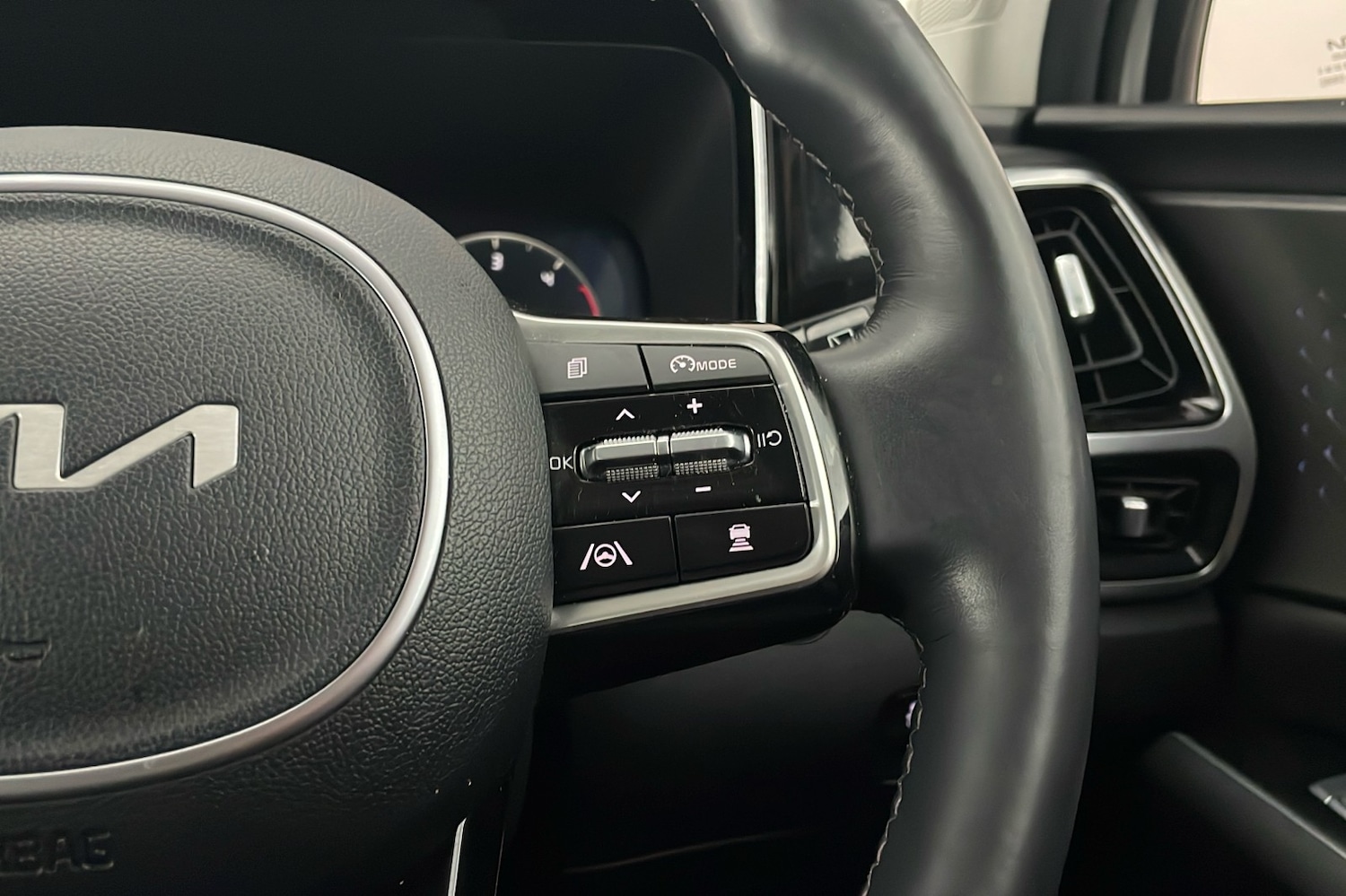 Used Kia Sorento 2023 for sale - 77038705: Photo 16