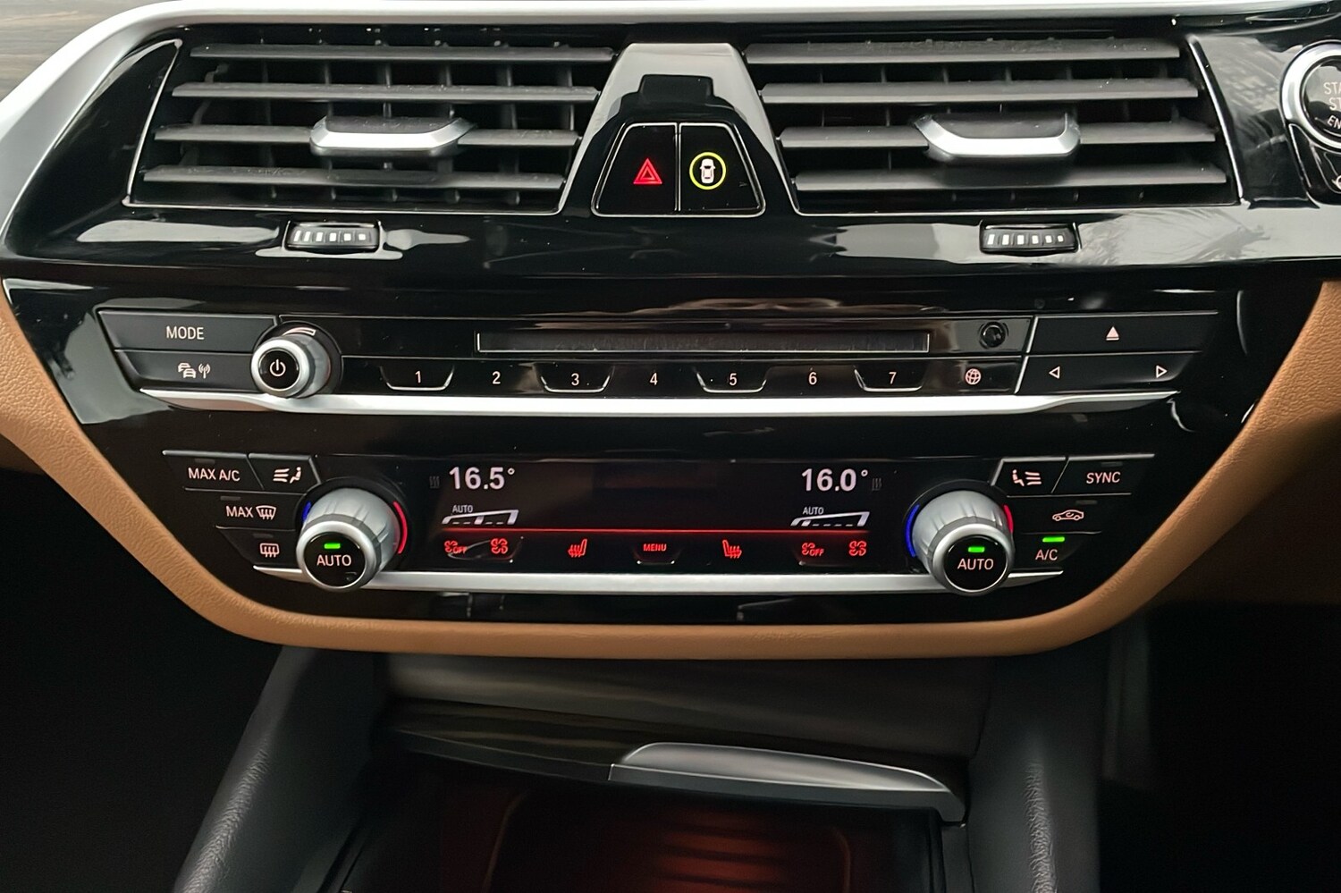 Used BMW 5 Series 2017 for sale - 77681625: Photo 12