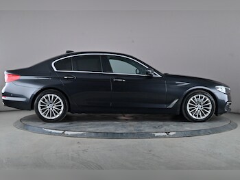 Used BMW 5 Series 2017 for sale - 77681625: Photo