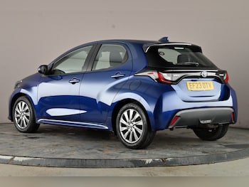 Used Toyota Yaris 2023 for sale - 76769059: Photo
