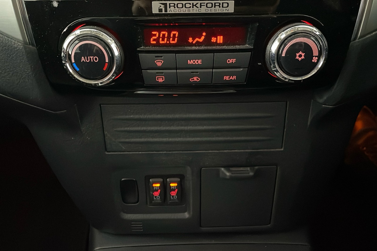 Used Mitsubishi Shogun 2015 for sale - 77990452: Photo 12