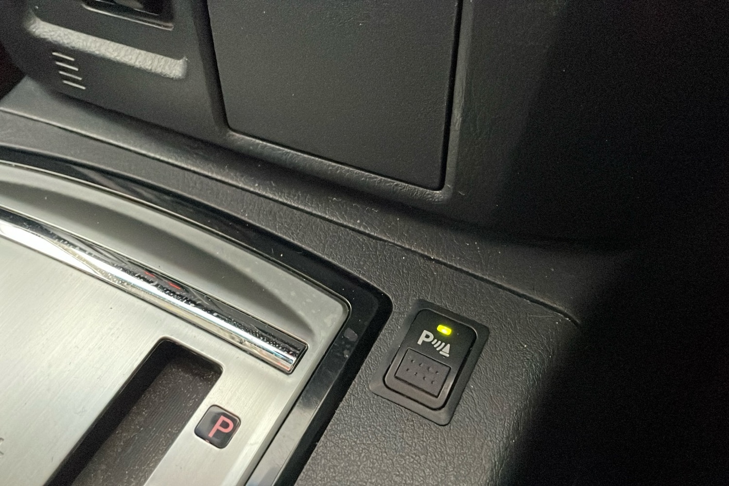 Used Mitsubishi Shogun 2015 for sale - 77990452: Photo 16