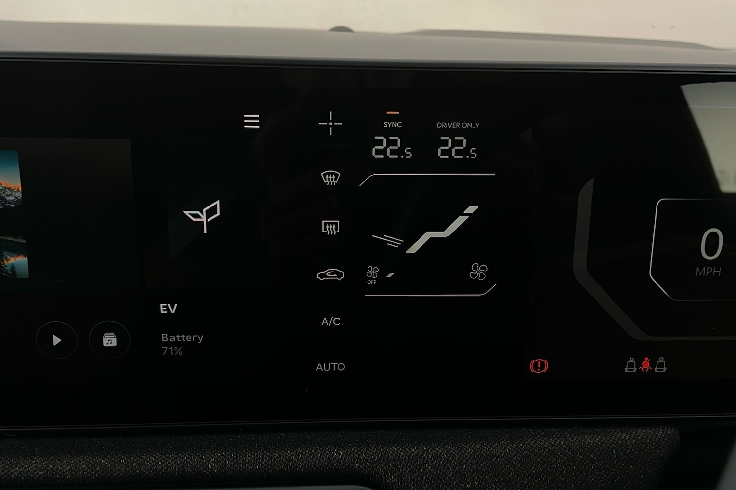 Used Kia EV3 2025 for sale - 76057457: Photo 14