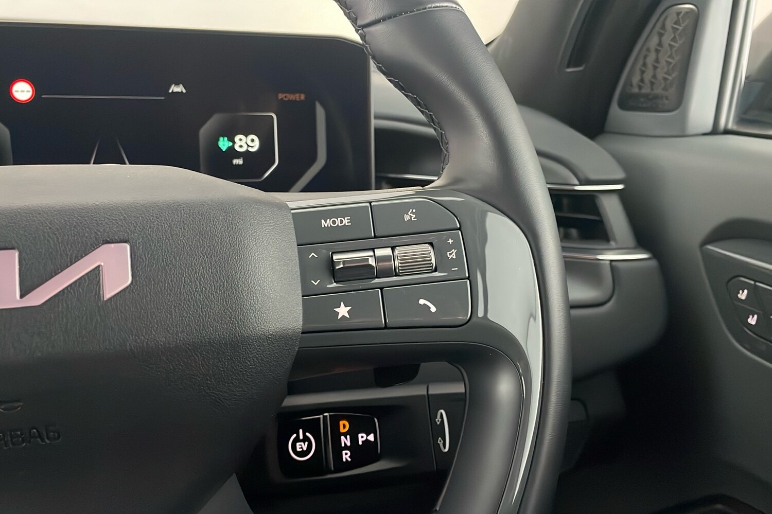 Used Kia EV9 2023 for sale - 76407298: Photo 17