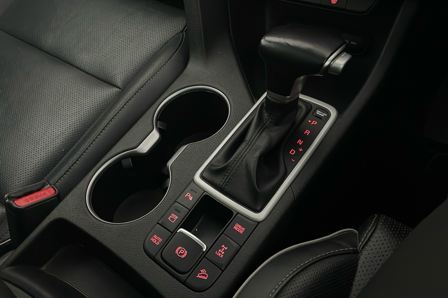 Used Kia Sportage 2018 for sale - 77976921: Photo 12