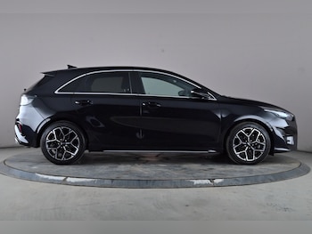 Used Kia Ceed 2025 for sale - 77395112: Photo