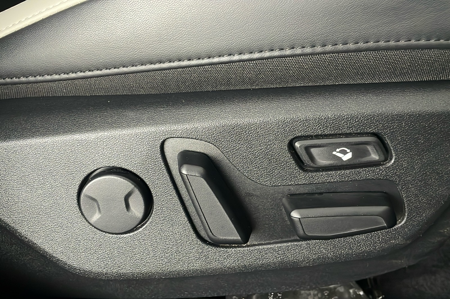 Used Kia EV6 2024 for sale - 76892957: Photo 32