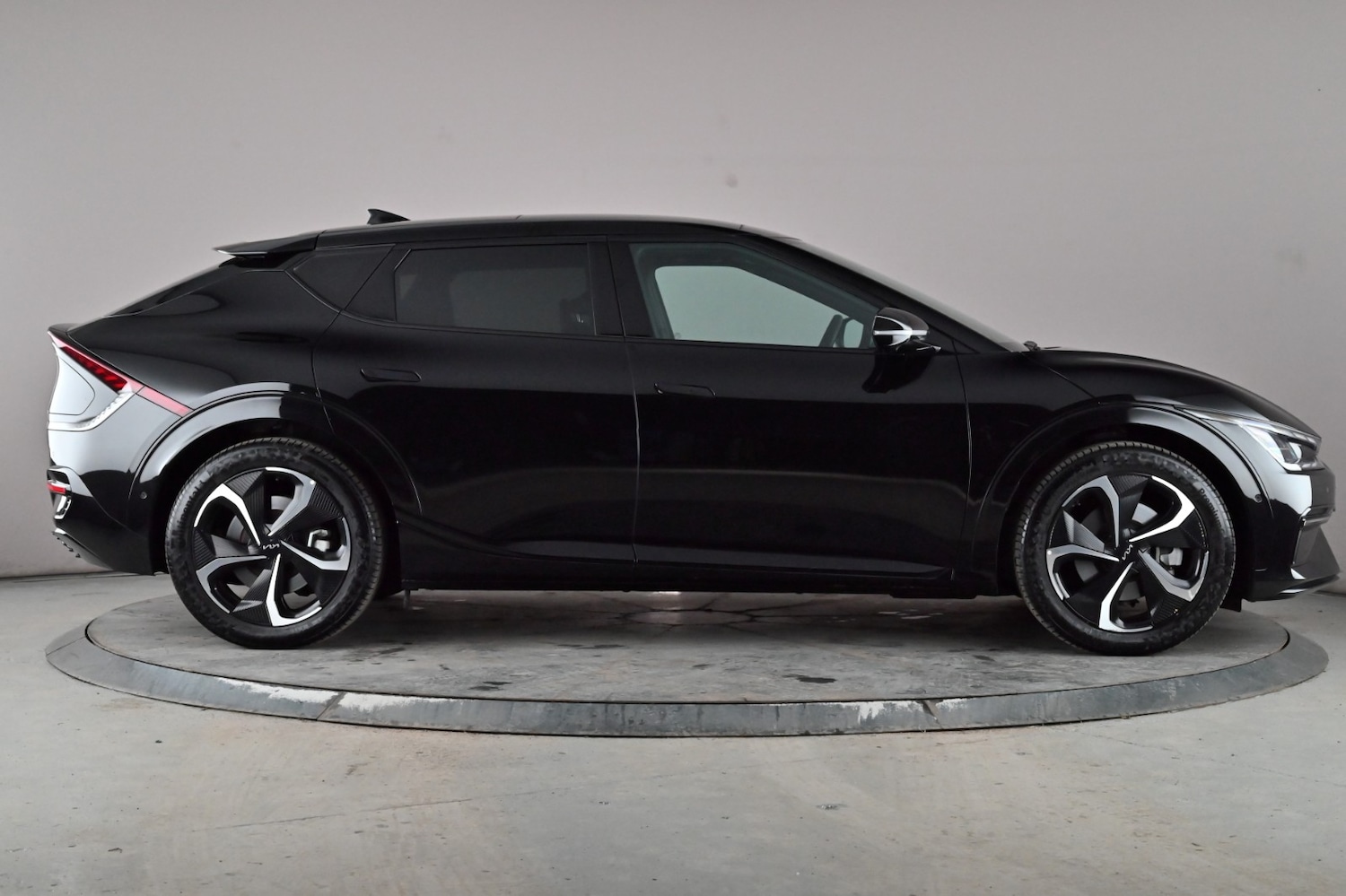 Used Kia EV6 2024 for sale - 76892957: Photo 4