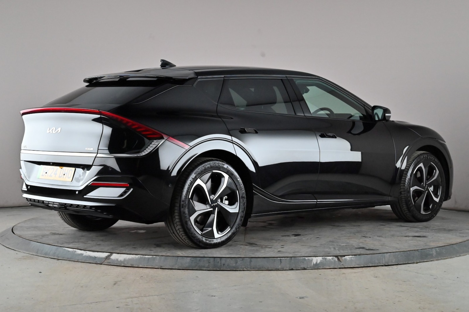 Used Kia EV6 2024 for sale - 76892957: Photo 7