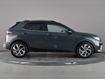 Used Kia Stonic 2021 for sale - 77351024: Photo
