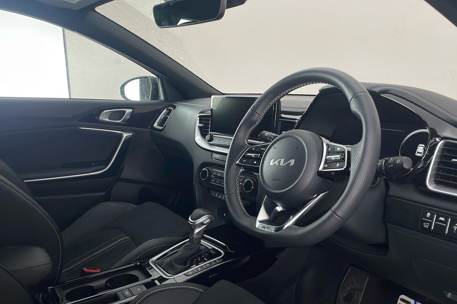 Used Kia XCeed 2025 for sale - 77107437: Photo 11