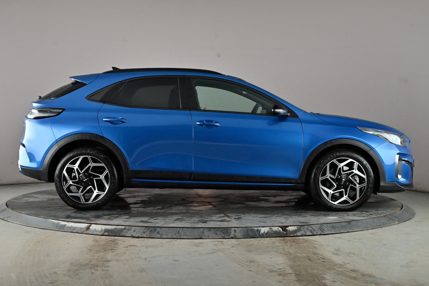 Used Kia XCeed 2025 for sale - 77107437: Photo 4