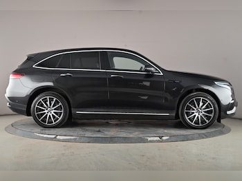 Used Mercedes-Benz EQC 2020 for sale - 77851149: Photo