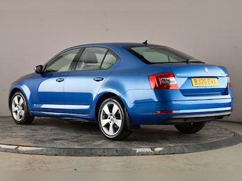 Used Skoda Octavia 2020 for sale - 77385007: Photo