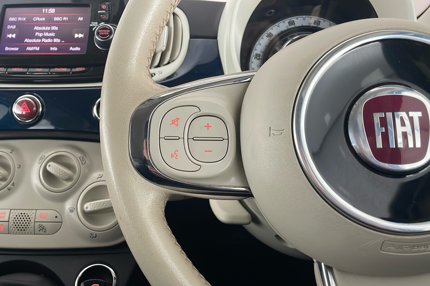 Used Fiat 500C 2018 for sale - 76250447: Photo 14