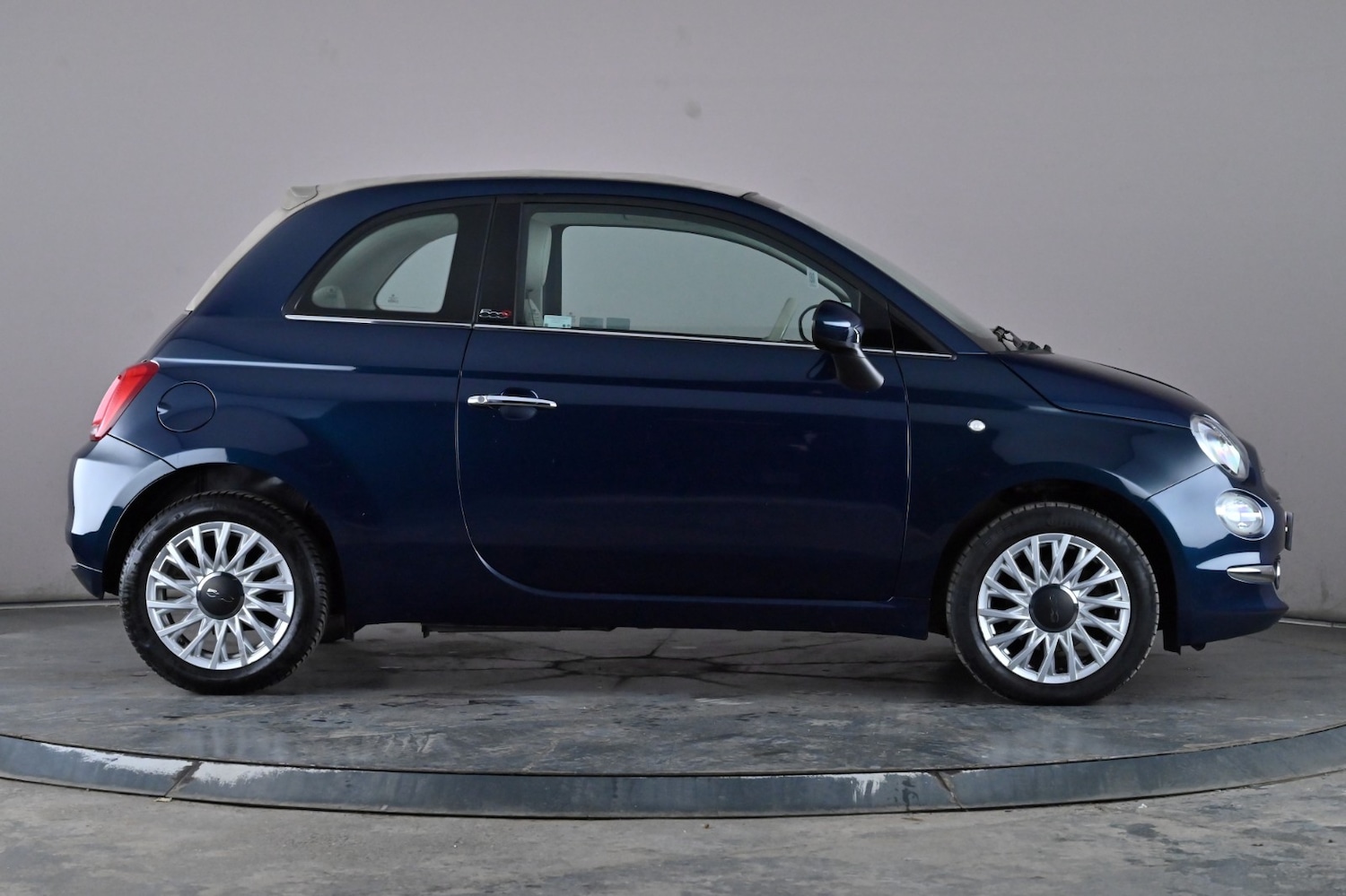 Used Fiat 500C 2018 for sale - 76250447: Photo 3