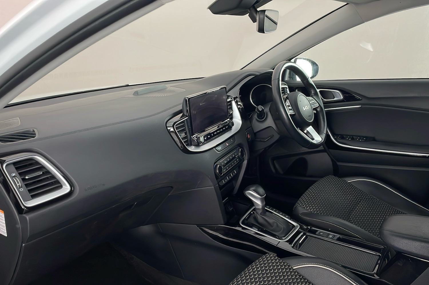 Used Kia XCeed 2023 for sale - 77896713: Photo 24