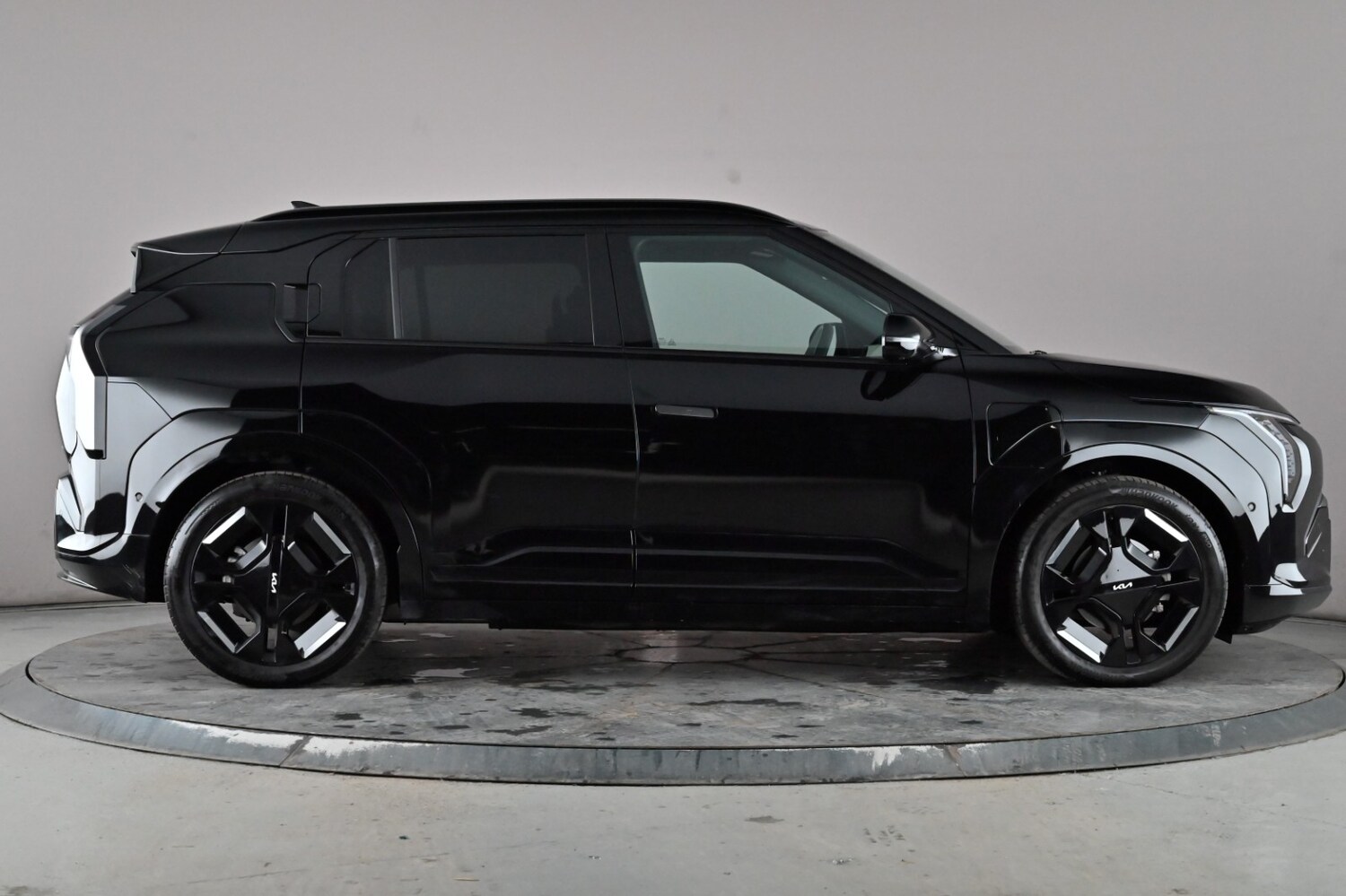 Used Kia EV3 2025 for sale - 76686974: Photo 4