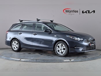 Used Kia Ceed 2023 for sale - 77639981: Photo