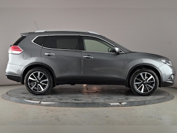 Used Nissan X-Trail 2017 for sale - 77744087: Photo