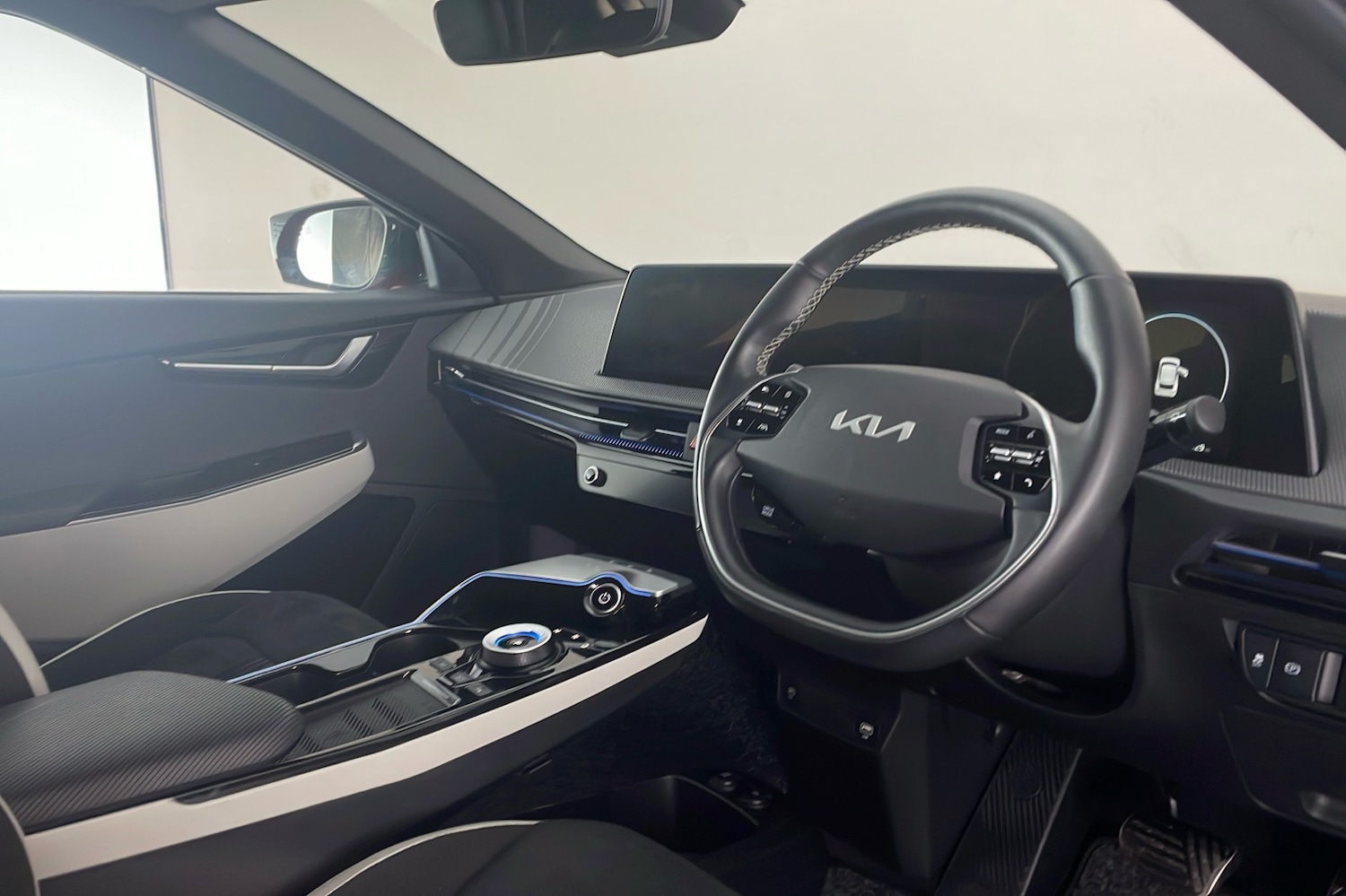 Used Kia EV6 2022 for sale - 76305050: Photo 11