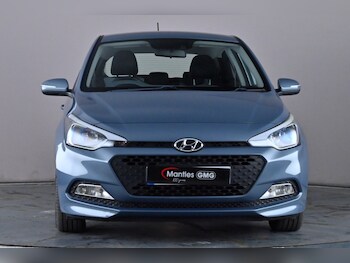Used Hyundai i20 2016 for sale - 77694119: Photo