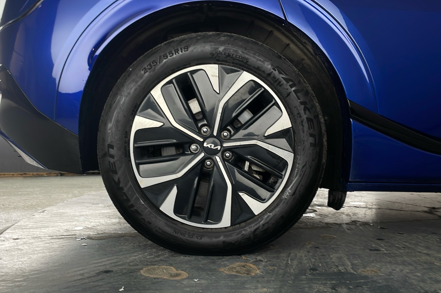 Used Kia EV6 2023 for sale - 76588151: Photo 8