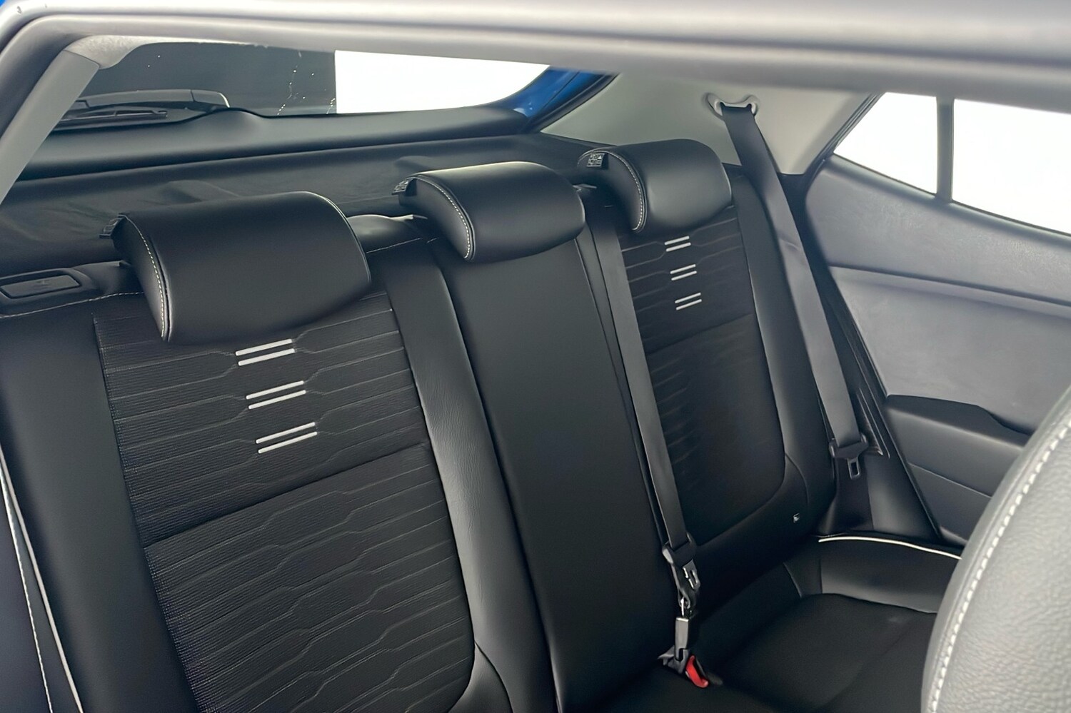 Used Kia Stonic 2024 for sale - 76805219: Photo 10