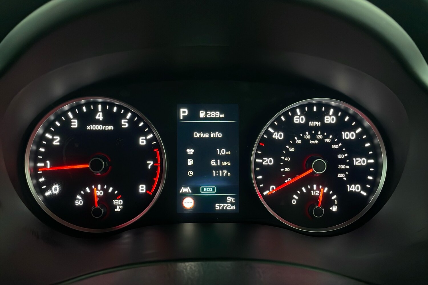 Used Kia Stonic 2024 for sale - 76805219: Photo 13