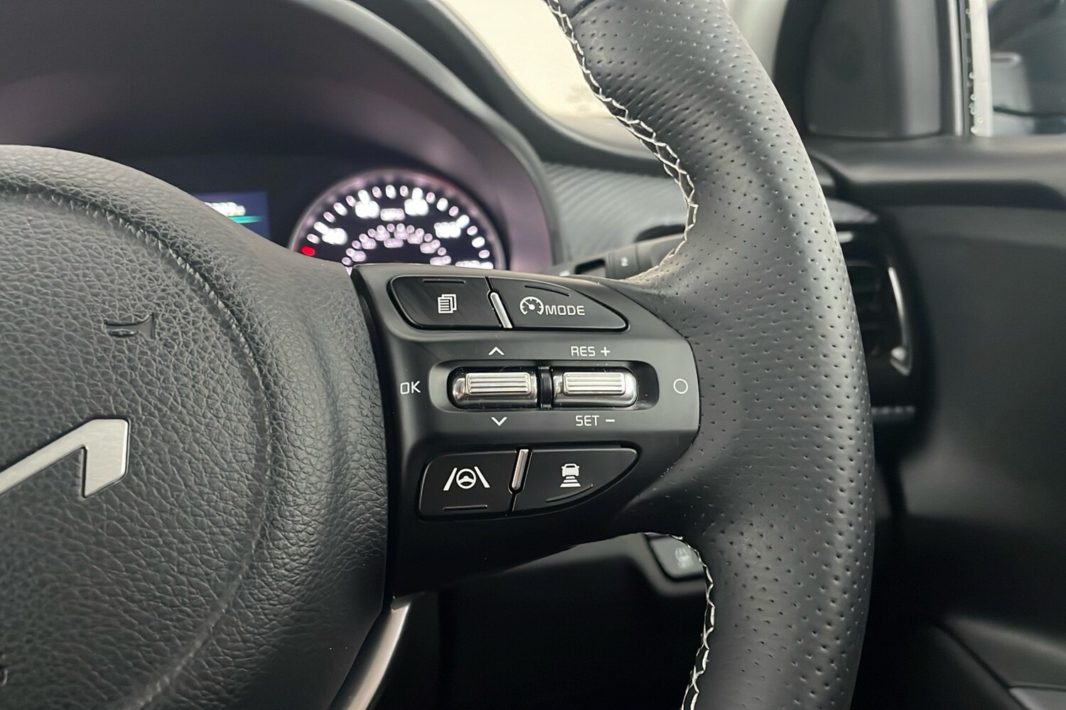 Used Kia Stonic 2024 for sale - 76805219: Photo 16