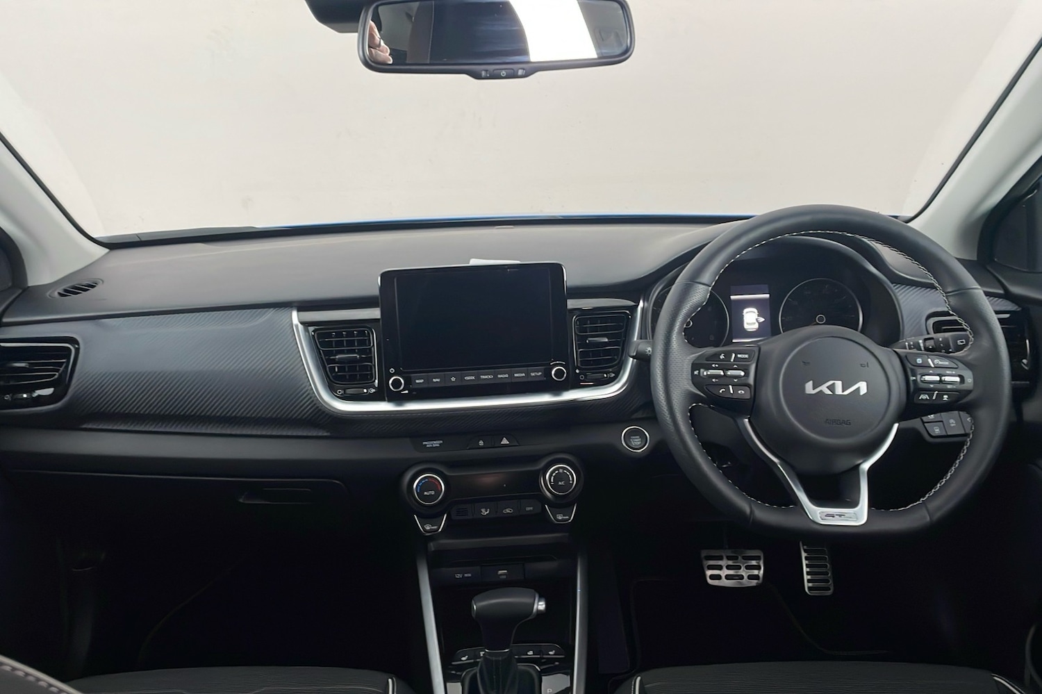 Used Kia Stonic 2024 for sale - 76805219: Photo 9