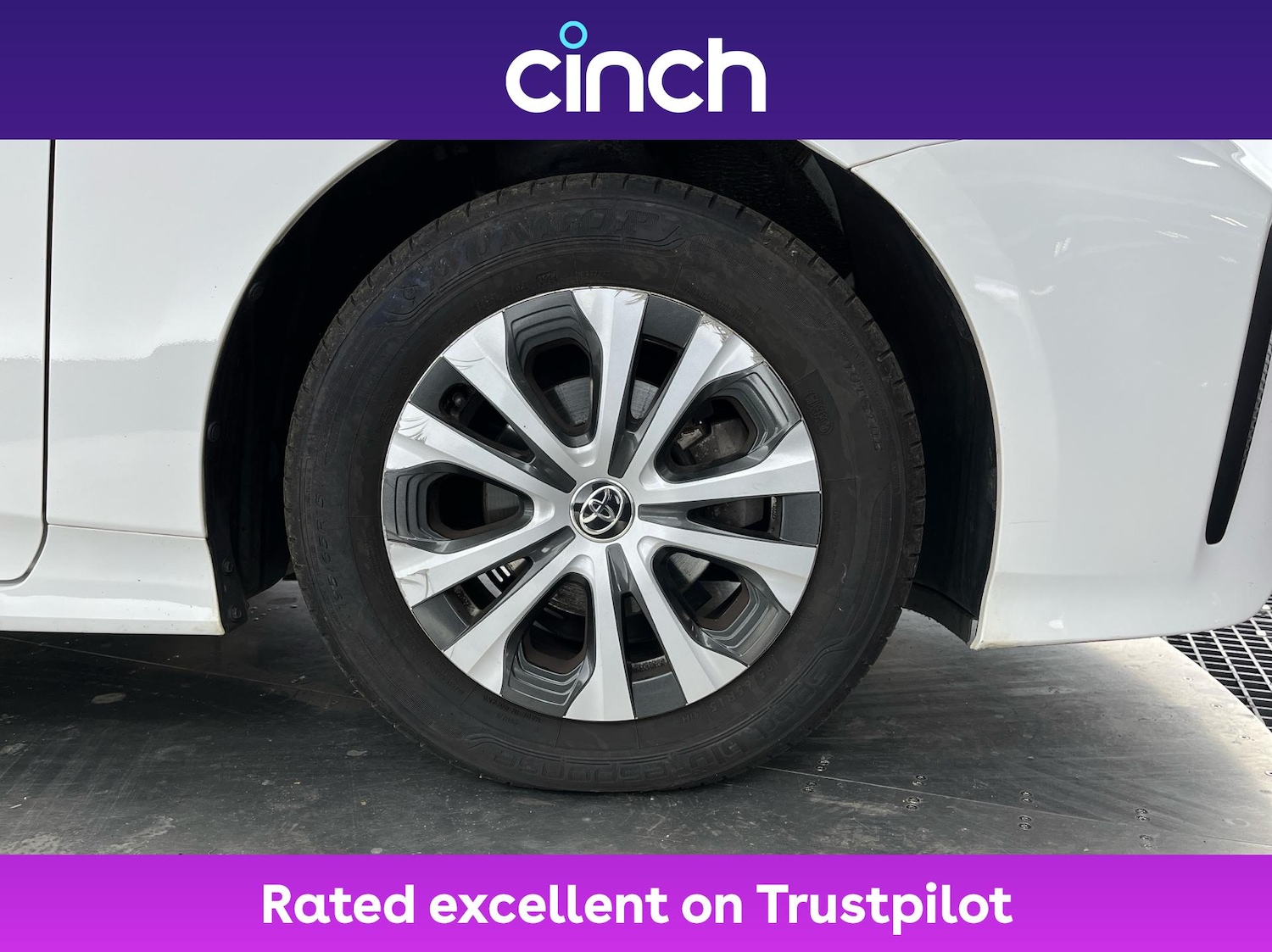 Used Toyota Prius 2022 for sale - 76604035: Photo 28