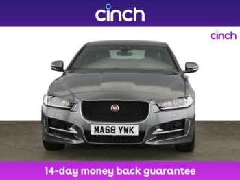 Used Jaguar XE 2018 for sale - 74966936: Photo