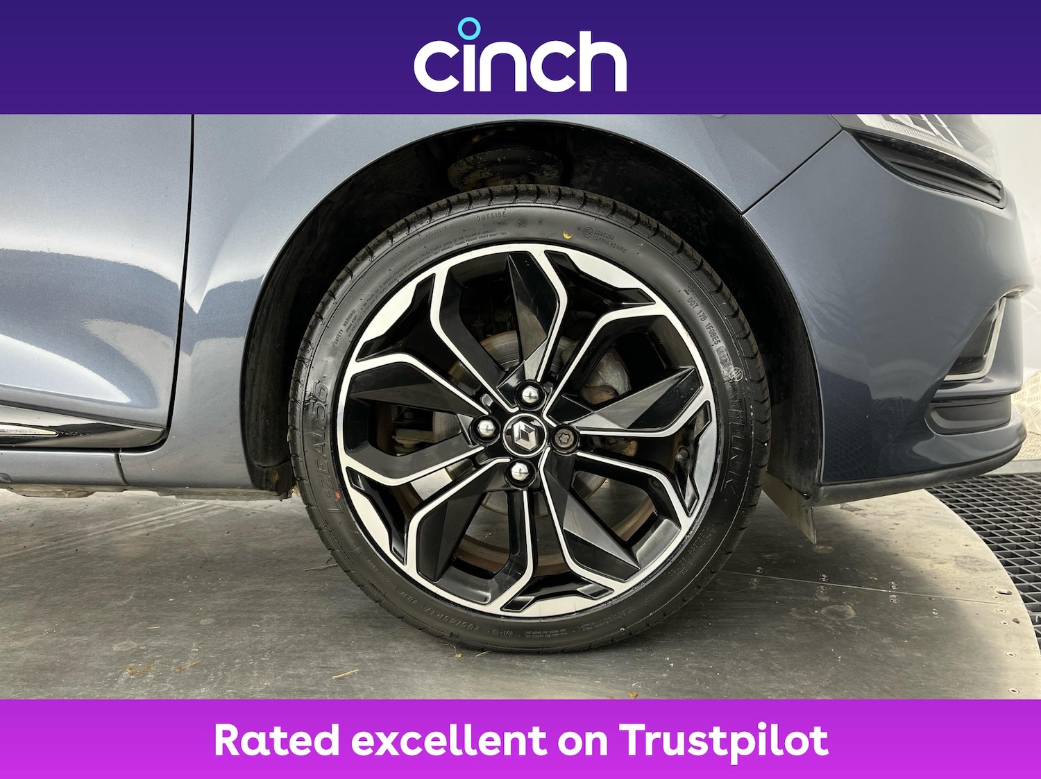 Used Renault Clio 2017 for sale - 76453277: Photo 28