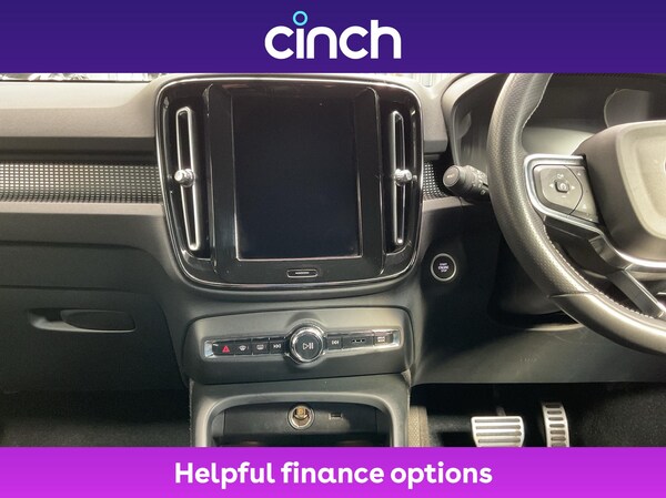 Used Volvo XC40 2021 for sale - 76257401: Photo 17