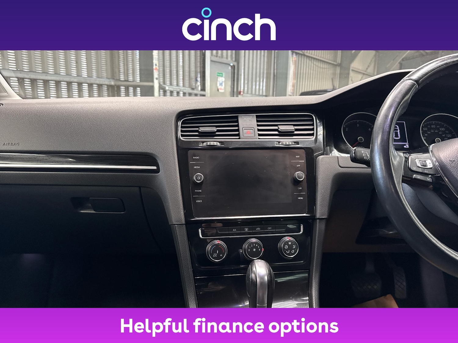 Used Volkswagen Golf 2017 for sale - 76519877: Photo 17