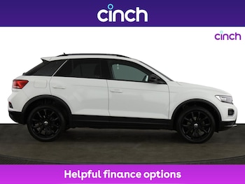 Used Volkswagen T-Roc 2021 for sale - 75685536: Photo