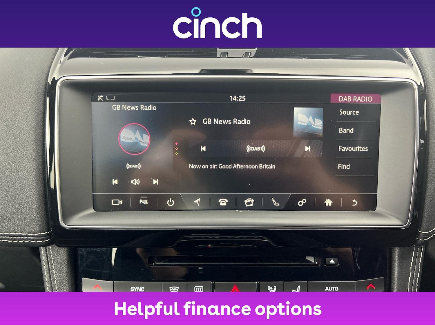 Used Jaguar F-Pace 2019 for sale - 76468931: Photo 30